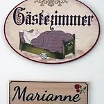 Gaestezimmer Zum Rotem Karpfen *