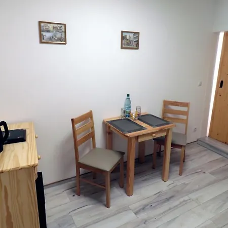 Gaestezimmer Zum Rotem Karpfen