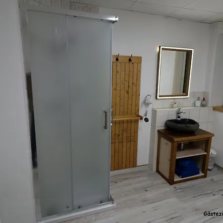 Gaestezimmer Zum Rotem Karpfen *