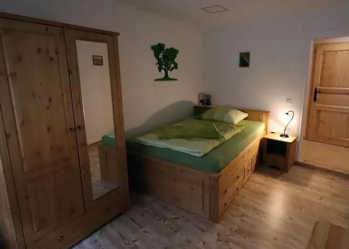 Gaestezimmer Zum Rotem Karpfen 게스트하우스 *