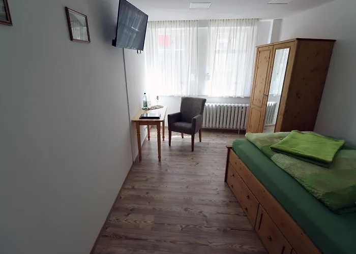 Konukevi Gaestezimmer Zum Rotem Karpfen Erfurt